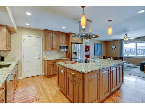 2039 Euclid Ave, Centennial, CO 80121 photo 6