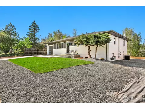 4475 Whitney Pl, Boulder, CO 80305 photo 2