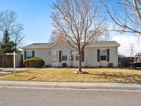 610 Stampede Dr, Lochbuie, CO 80603