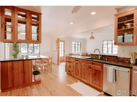 1076 Grant Pl, Boulder, CO 80302 photo 7