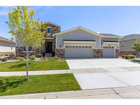 22749 Eads Cir, Aurora, CO 80016 photo 2