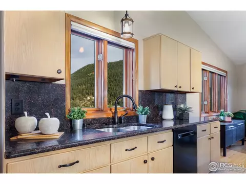 30 Comanche Rd, Lyons, CO 80540 photo 7