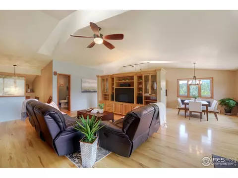 30 Comanche Rd, Lyons, CO 80540 photo 22