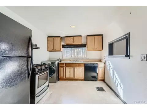 1724 W 40th Ave, Denver, CO 80211 photo 13