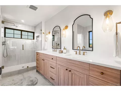 Undisclosed, Edgewater, CO 80214 photo 28