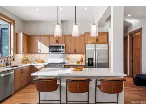 15 Meadow Creek Ln #E-104, Fraser, CO 80442