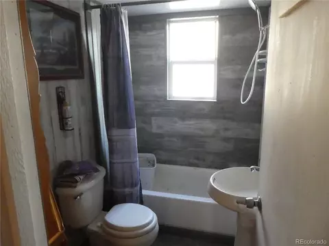 901 E 5th St, Florence, CO 81226 photo 9