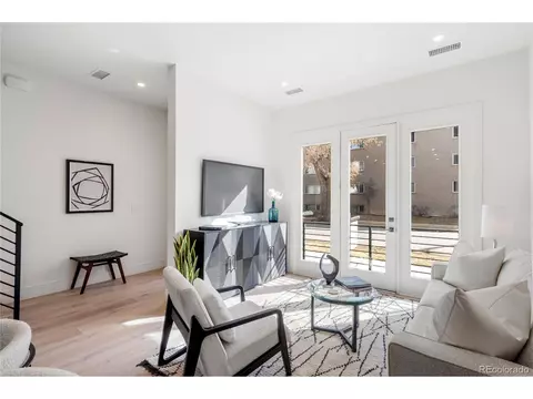 1735 E 18th Ave, Denver, CO 80218 photo 2