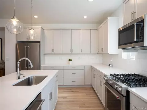6818 E Lowry Blvd, Denver, CO 80230 photo 8
