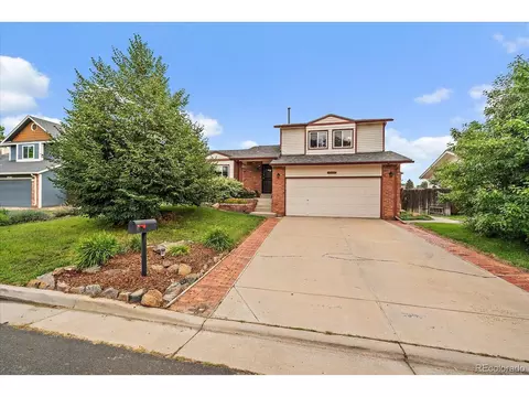 19727 Eldorado Dr, Aurora, CO 80013 photo 2