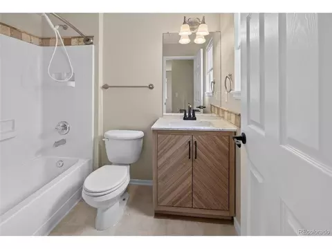 Bath - 14972 E 116th Pl, Brighton, CO 80603 photo 3 of 5