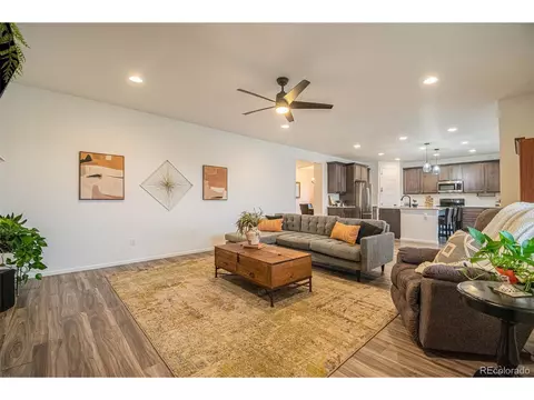21990 E Stanford Cir, Aurora, CO 80015 photo 3