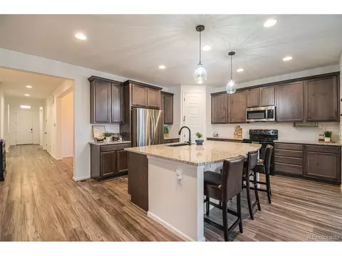 21990 E Stanford Cir, Aurora, CO 80015 photo 4