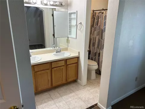Bath - 4296 S Eldridge St #202, Morrison, CO 80465 photo 2 of 3