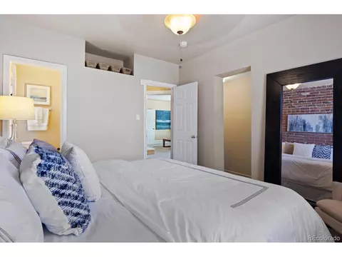 7025 E 21st Ave, Denver, CO 80207 photo 13