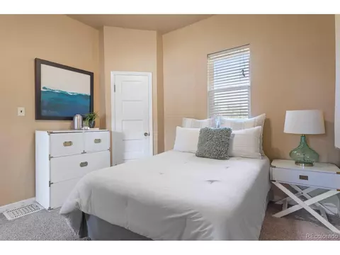 7025 E 21st Ave, Denver, CO 80207 photo 16