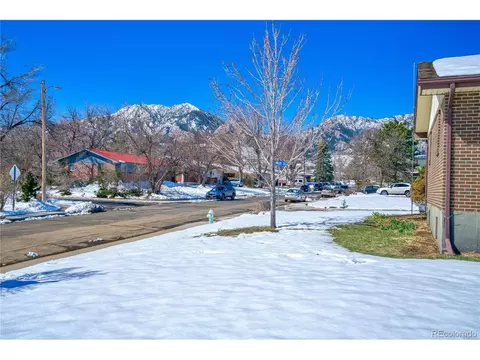 890 S 46th St, Boulder, CO 80305 photo 2