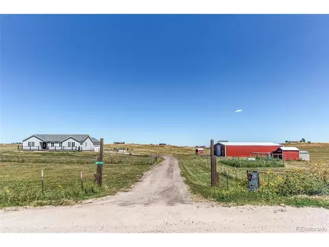 888 Santa Fe Trl, Elizabeth, CO 80107