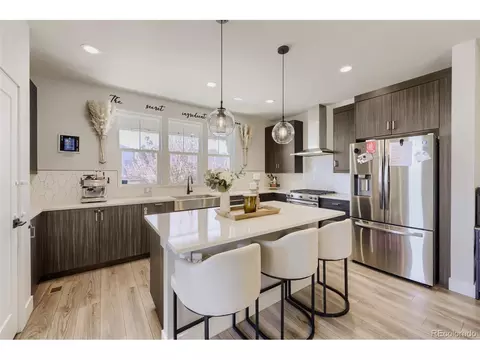 21681 E 60th Ave, Aurora, CO 80019