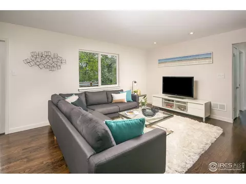 4525 Squires Cir, Boulder, CO 80305 photo 10
