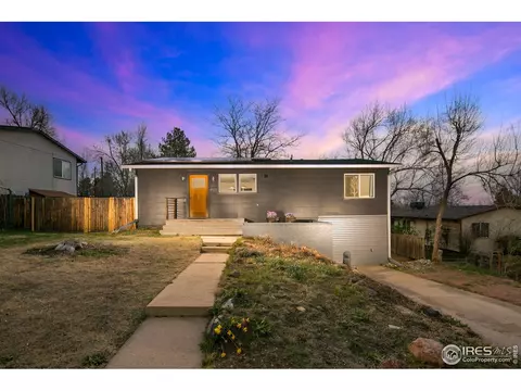 4525 Squires Cir, Boulder, CO 80305 photo 2