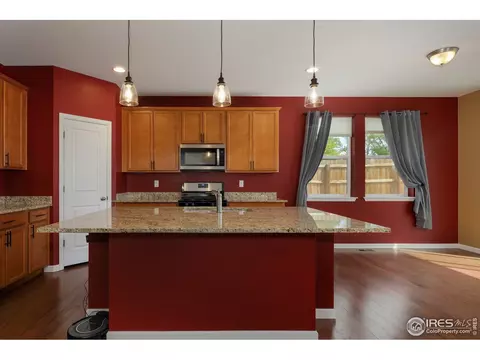 322 S 3rd St, Berthoud, CO 80513 photo 6