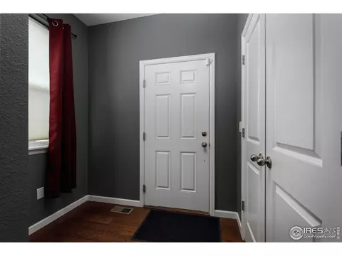 322 S 3rd St, Berthoud, CO 80513 photo 3