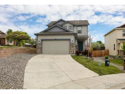 322 S 3rd St, Berthoud, CO 80513 photo 2