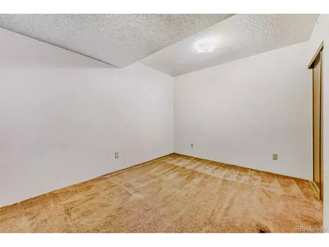 Bedroom - 16796 E Kent Dr, Aurora, CO 80013 photo 4 of 4