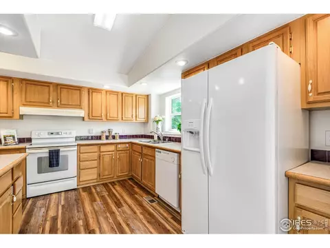 240 Park St, Lyons, CO 80540 photo 11