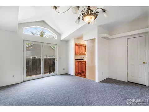 240 Park St, Lyons, CO 80540 photo 9