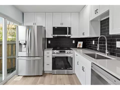 16261 E 17th Pl #D, Aurora, CO 80011 photo 11