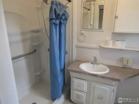 402 Dickson St, Wiggins, CO 80654 photo 9