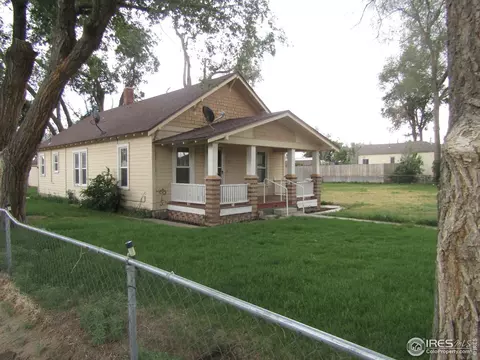 402 Dickson St, Wiggins, CO 80654 photo 2