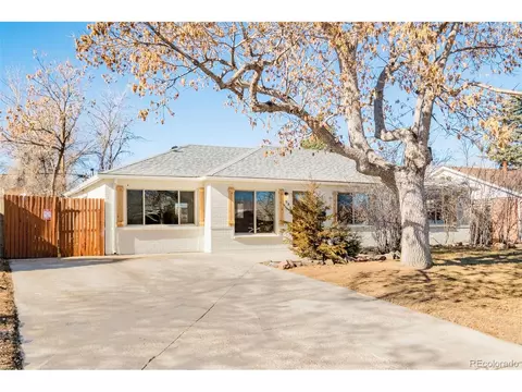 981 Tucson St, Aurora, CO 80011