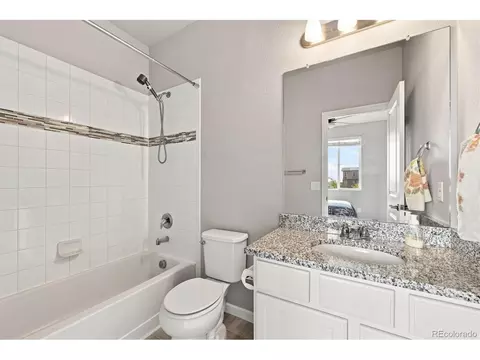 Bath - 15446 W 64th Loop #D, Arvada, CO 80007 photo 4 of 4