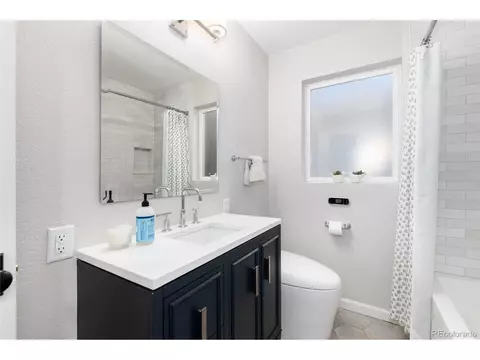 Bath - 215 Ivanhoe St, Denver, CO 80220 photo 4 of 4