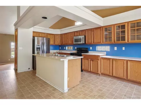 20353 E 40th Pl, Denver, CO 80249 photo 7