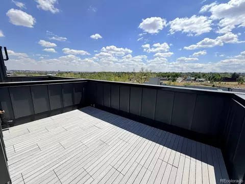 Exterior - 1259 N Stuart St #4, Denver, CO 80204 photo 2 of 4