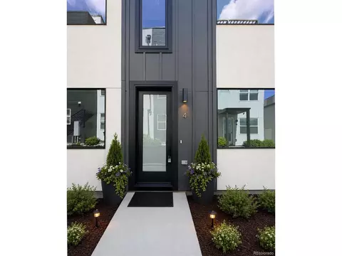 Exterior - 1259 N Stuart St #4, Denver, CO 80204 photo 3 of 4
