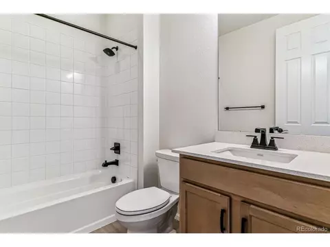 25041 E 38th Ave, Aurora, CO 80019 photo 3