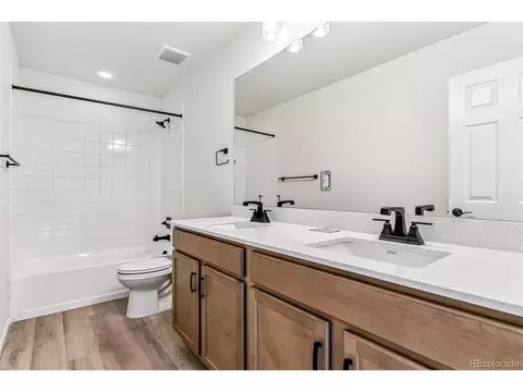 25041 E 38th Ave, Aurora, CO 80019 photo 14