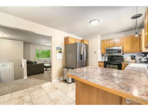 2304 33rd Ave, Greeley, CO 80634 photo 7