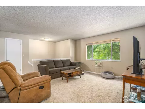 2304 33rd Ave, Greeley, CO 80634 photo 4