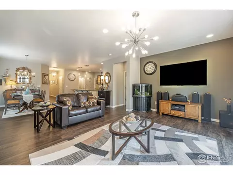 944 Prairiestar Dr, Berthoud, CO 80513 photo 4