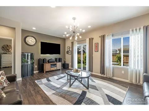 944 Prairiestar Dr, Berthoud, CO 80513 photo 3