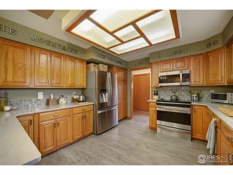 1607 Bowen St, Longmont, CO 80501 photo 11