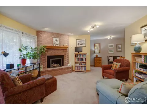 1607 Bowen St, Longmont, CO 80501 photo 15