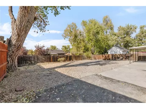 Undisclosed, Denver, CO 80239 photo 27