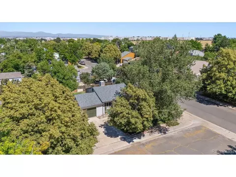 20714 E Buchanan Dr, Aurora, CO 80011 photo 5